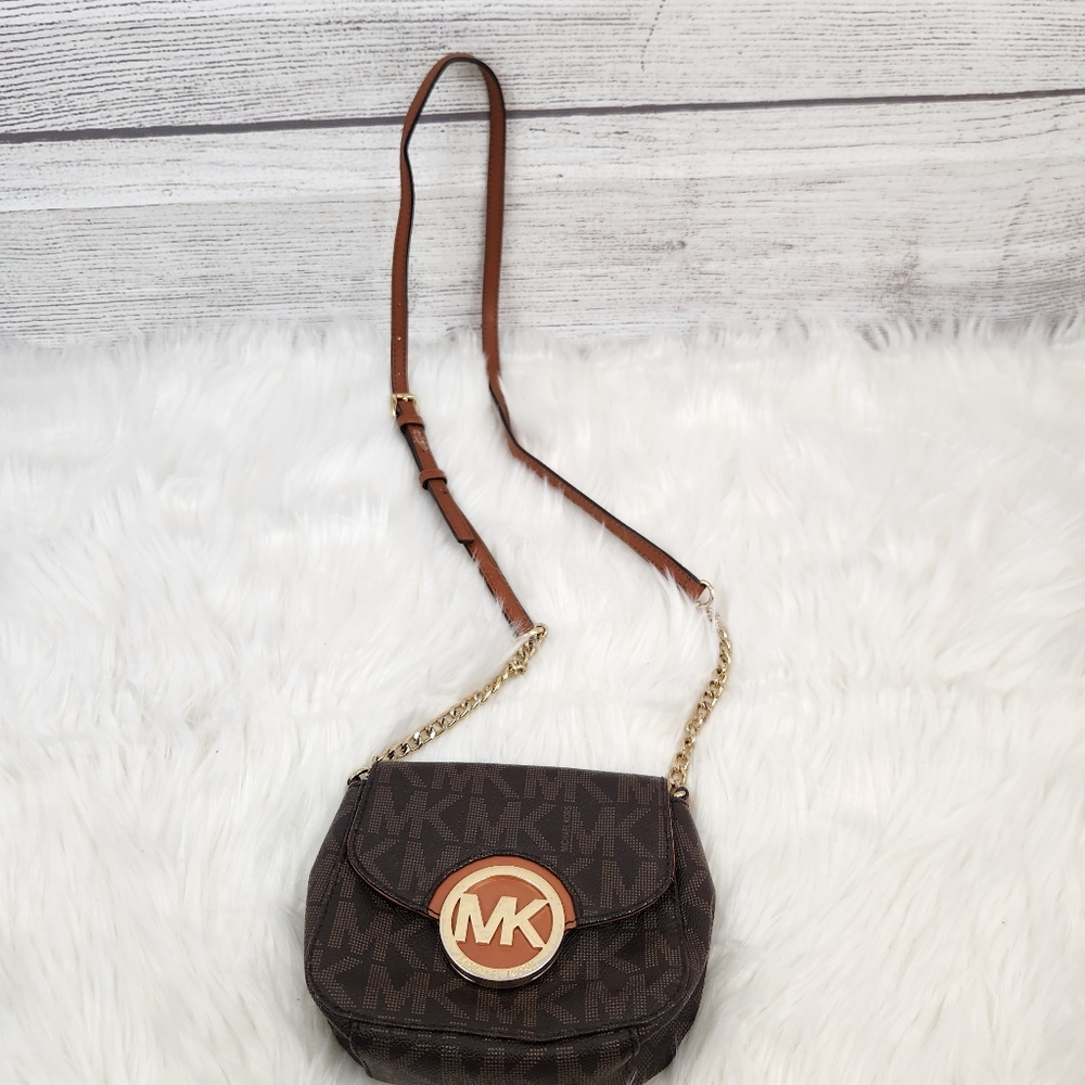 Michael Kors Signature Crossbody Purse